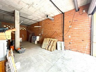 Local comercial en venta en Puerto - Plaza de Toros en Estepona