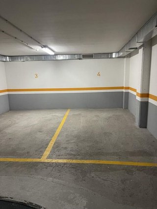 Garaje en venta en Ensanche en Coruña (A)