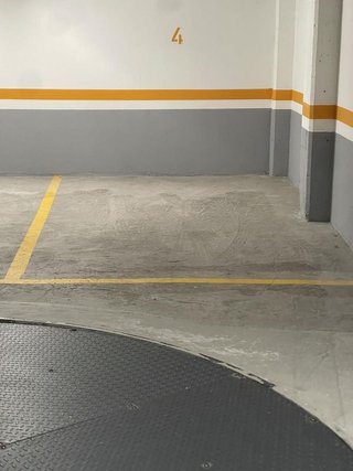 Garaje en venta en Ensanche en Coruña (A)