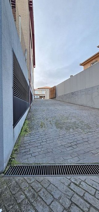 Garaje en venta en Ugena