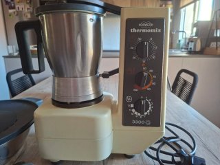 Thermomix 3300 con accesorios
