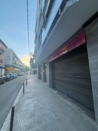 Local comercial en alquiler en Centre en Sant Boi de Llobregat