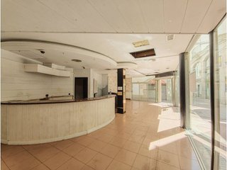 Local comercial en alquiler en Centre en Blanes