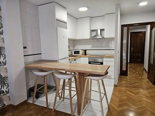 Piso en alquiler en Milán - Pumarín - Teatinos en Oviedo
