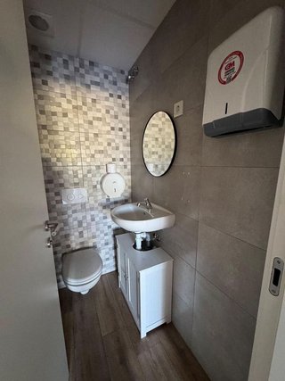 Local comercial en alquiler en Playa de San Juan en Alicante