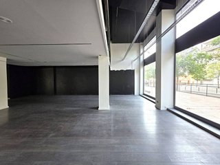 Local comercial en alquiler en Centre en Ripollet