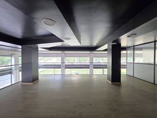 Local comercial en alquiler en Centre en Ripollet