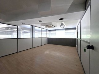 Local comercial en alquiler en Centre en Ripollet