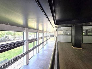 Local comercial en alquiler en Centre en Ripollet