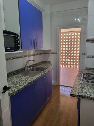Piso en alquiler en Polígono Cartuja – La Paz en Granada