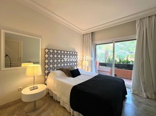 Piso en alquiler en Los Naranjos - Las Brisas en Marbella