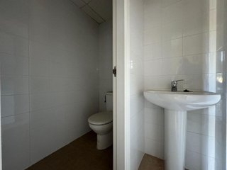 Local comercial en alquiler en Salvador Allende en Zaragoza