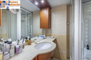 Piso en venta en San Matías - Realejo en Granada