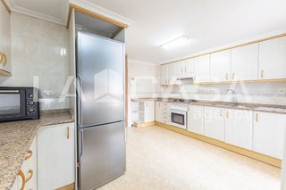 Piso en venta en Ciutat Jardí en Valencia