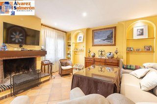 Chalet en venta en Residencial Triana - Barrio Alto en Gabias (Las)