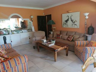 Chalet en alquiler en Elviria en Marbella