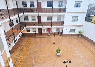 Casa adosada en venta en Centro - Doña Mercedes en Dos Hermanas