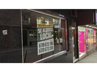Local comercial en alquiler en Avda de Madrid - Pº de la Estación en Jaén