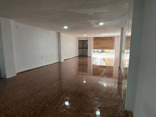 Local comercial en venta en Campoamor en Alicante