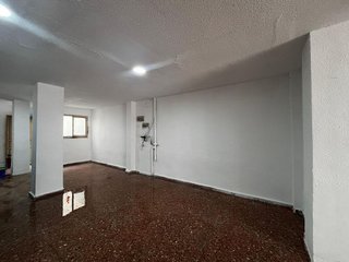 Local comercial en venta en Campoamor en Alicante