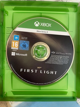 007 First Light Xbox Series X + DLC