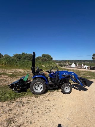 Tractor Farmtrac 26