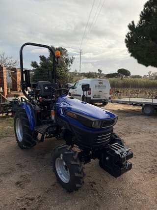 Tractor Farmtrac 26