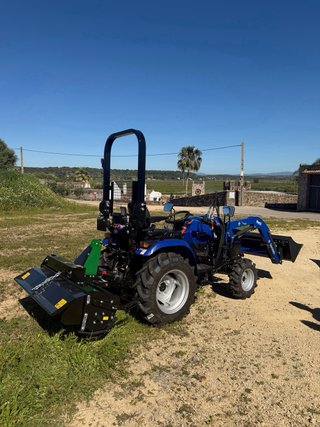 Tractor Farmtrac 26