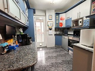 Piso en venta en Universidad - Los Lirios en Logroño