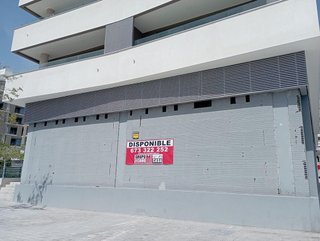 Local comercial en venta en Benalúa en Alicante