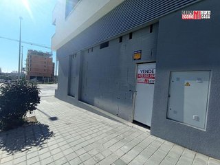Local comercial en venta en Benalúa en Alicante