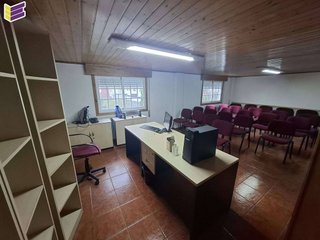 Local comercial en venta en Ponteareas