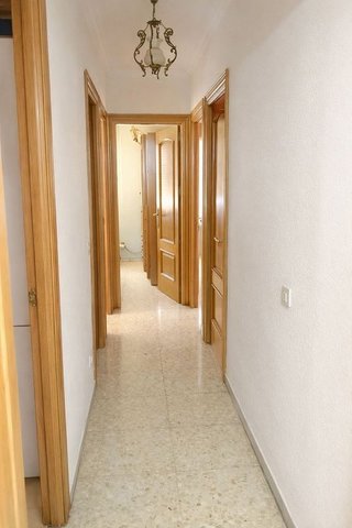 Piso en venta en San Luis en Almería