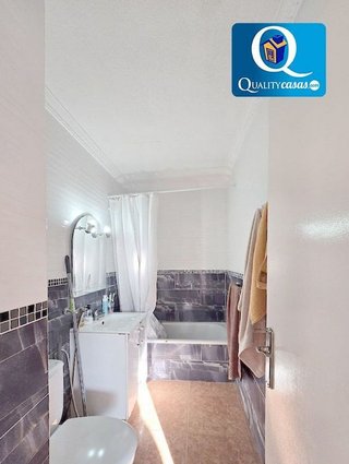 Piso en venta en Juan XXIII en Alicante