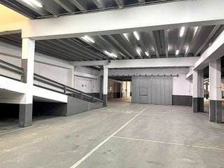 Nave industrial en alquiler en Almeda - El Corte Inglés en Cornellà de Llobregat