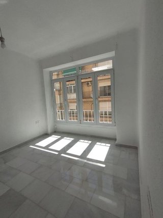 Piso en alquiler en Pajaritos - Plaza de Toros en Granada