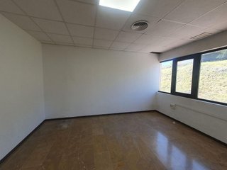Oficina en alquiler en Barrio Bajo en San Juan de Aznalfarache
