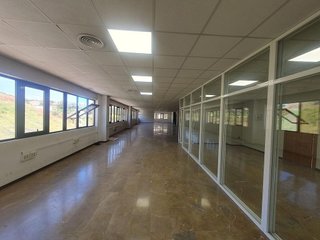 Oficina en alquiler en Barrio Bajo en San Juan de Aznalfarache