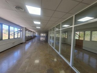 Oficina en alquiler en Barrio Bajo en San Juan de Aznalfarache