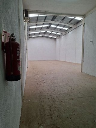 Nave industrial en alquiler en Catarroja