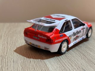 Scalextric Ford Escort Marlboro