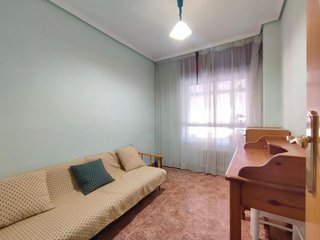 Piso en venta en Feria en Albacete