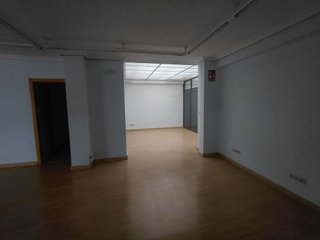 Oficina en venta en Avda de Madrid - Pº de la Estación en Jaén