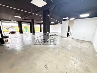 Local comercial en venta en L'Alquenència en Alzira