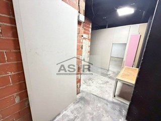 Local comercial en venta en L'Alquenència en Alzira