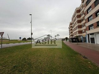 Local comercial en venta en L'Alquenència en Alzira