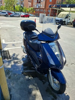 Honda Pantheon Azul