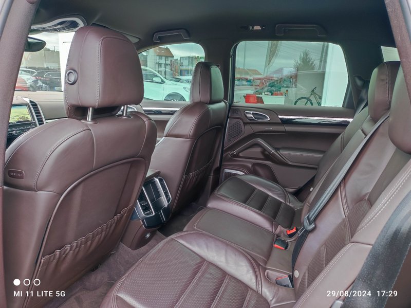 Porsche Cayenne 2015, foto 15