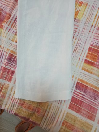 Pantalón de verano lino blanco. T 36.