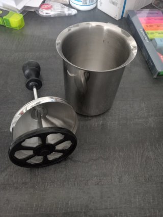 Schiumino per latte in metallo e plastica